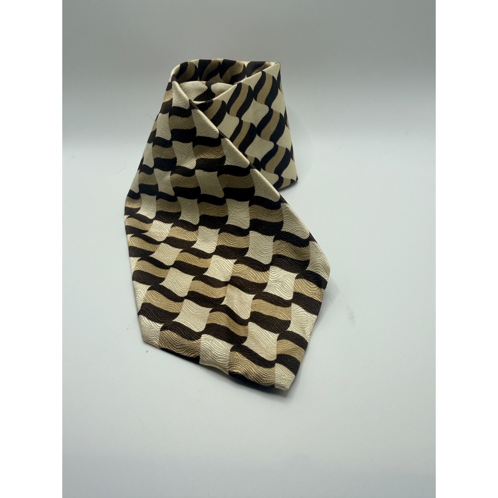 Structure Mens Silk Tie Brown Tan Cream Geometric Wave Pattern Made in USA 4"